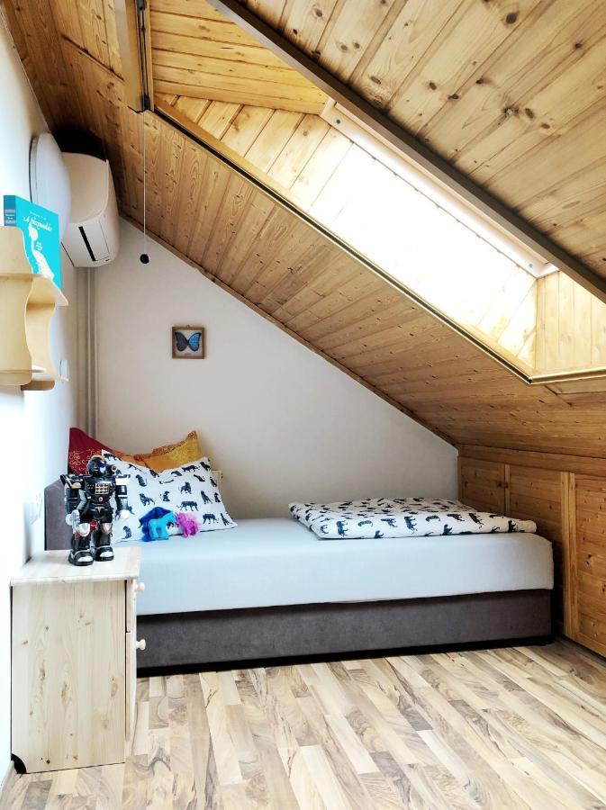 Balaton Apartman 펄로즈너크 외부 사진