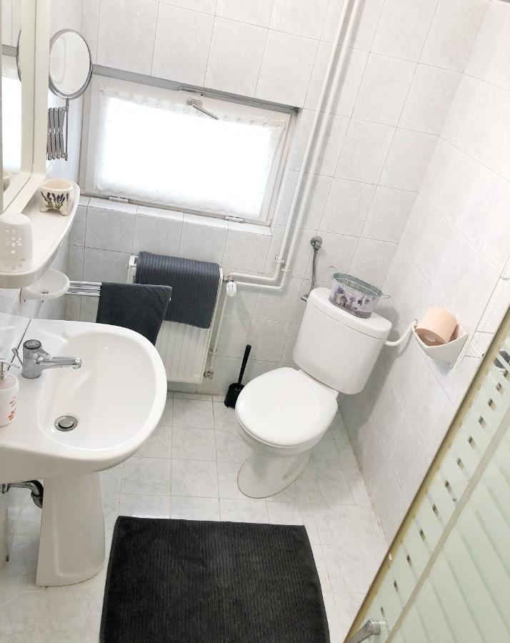 Balaton Apartman 펄로즈너크 외부 사진