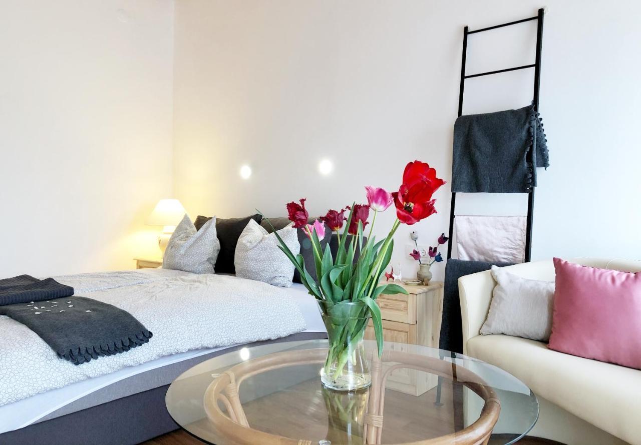 Balaton Apartman 펄로즈너크 외부 사진